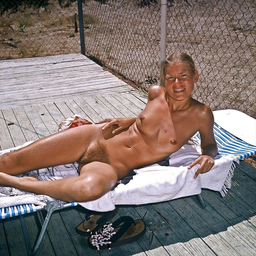 25P Naturist Club MountainTerrace 1
