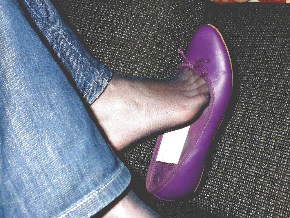 25P Purple flats - barefeet, socks, nylon