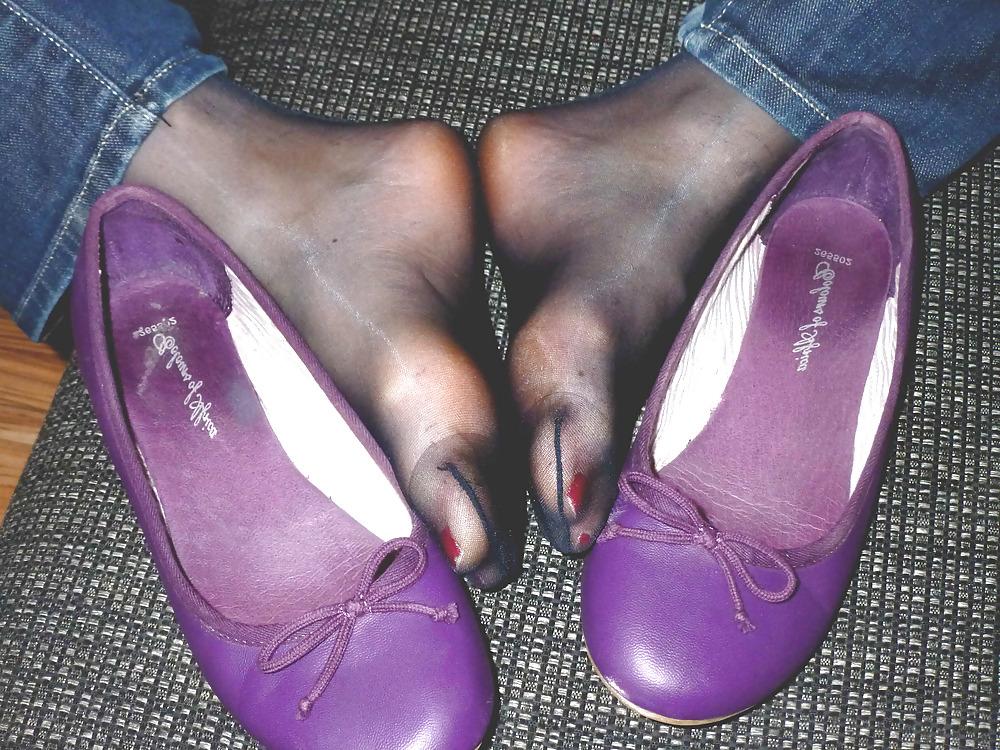 25P Purple flats - barefeet, socks, nylon