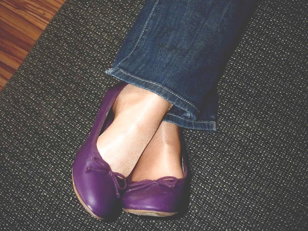 25P Purple flats - barefeet, socks, nylon