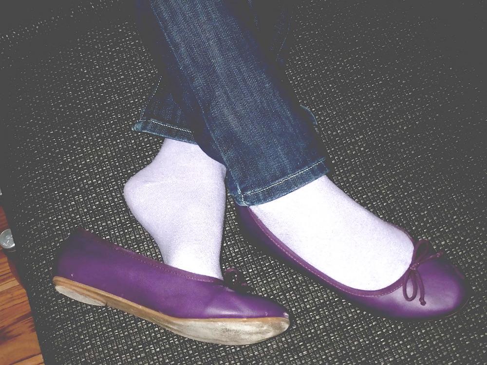 25P Purple flats - barefeet, socks, nylon