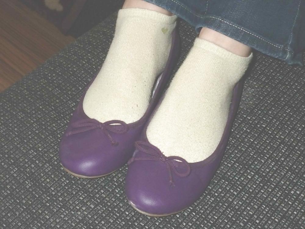 25P Purple flats - barefeet, socks, nylon