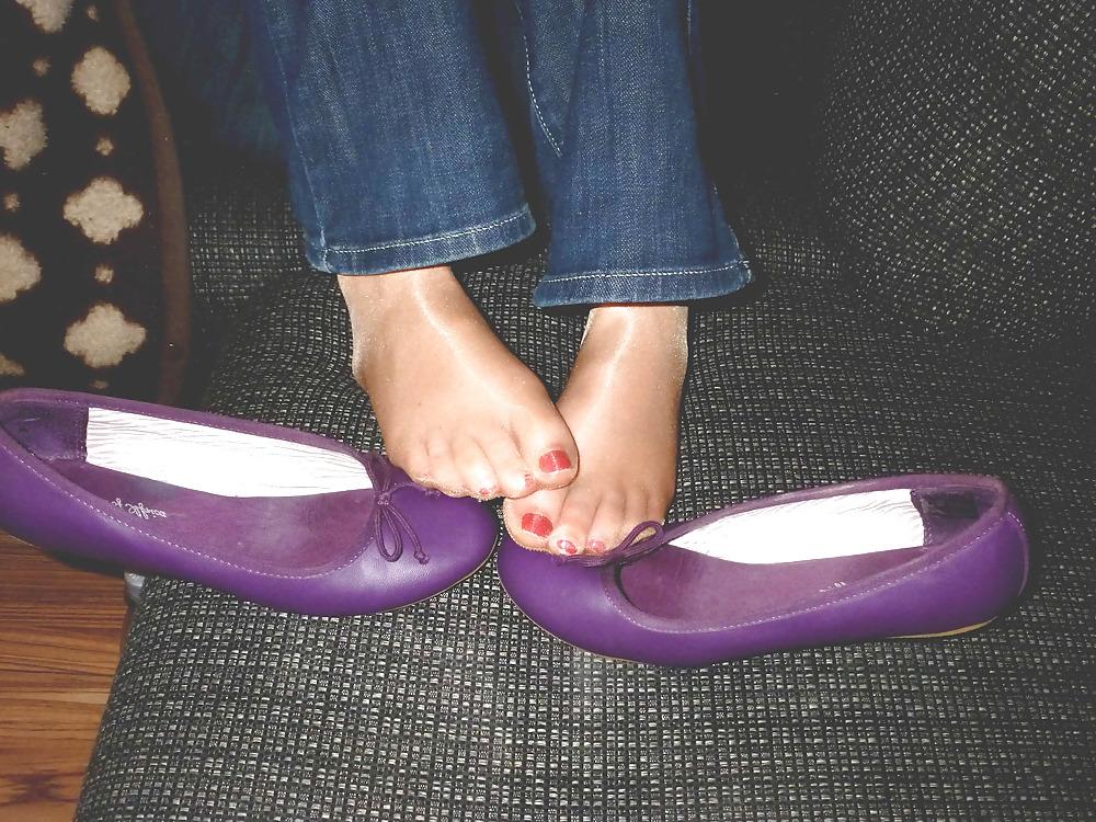 25P Purple flats - barefeet, socks, nylon