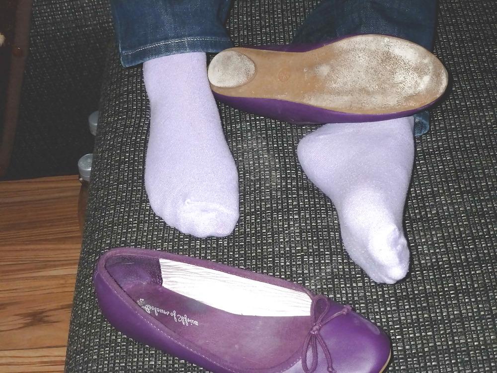25P Purple flats - barefeet, socks, nylon