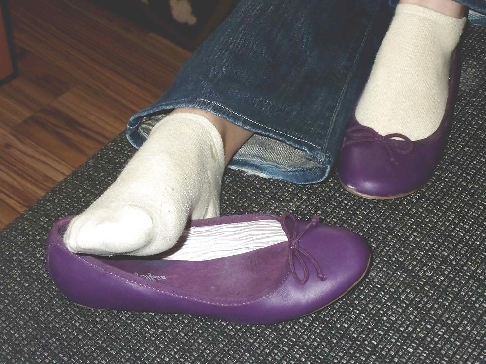 25P Purple flats - barefeet, socks, nylon