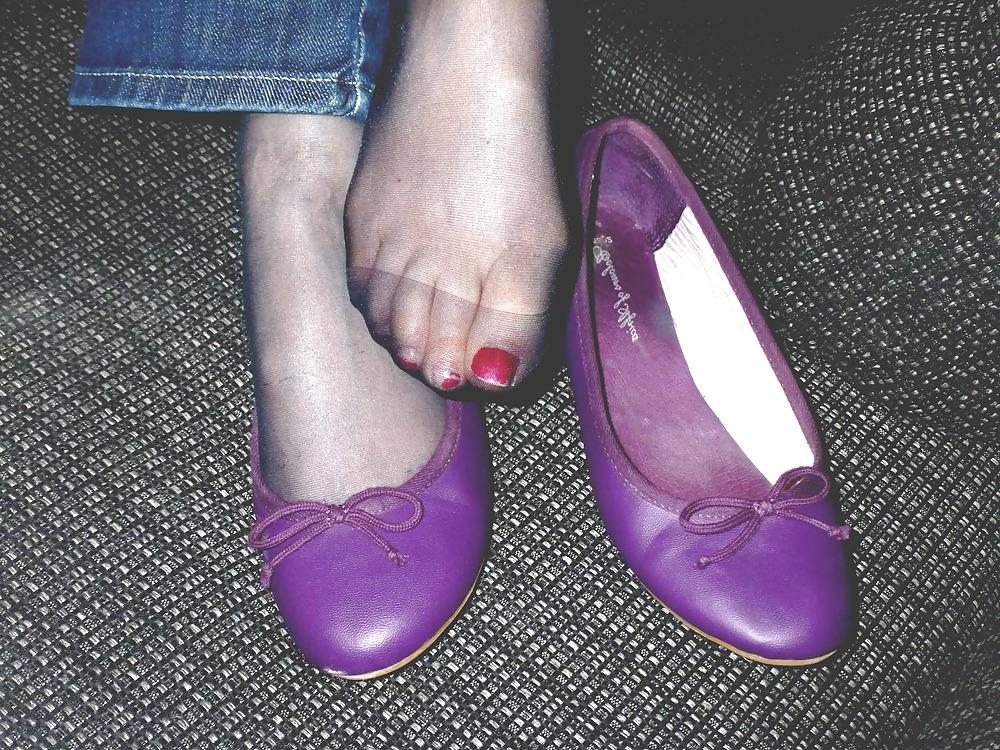 25P Purple flats - barefeet, socks, nylon