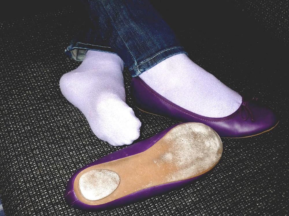 25P Purple flats - barefeet, socks, nylon