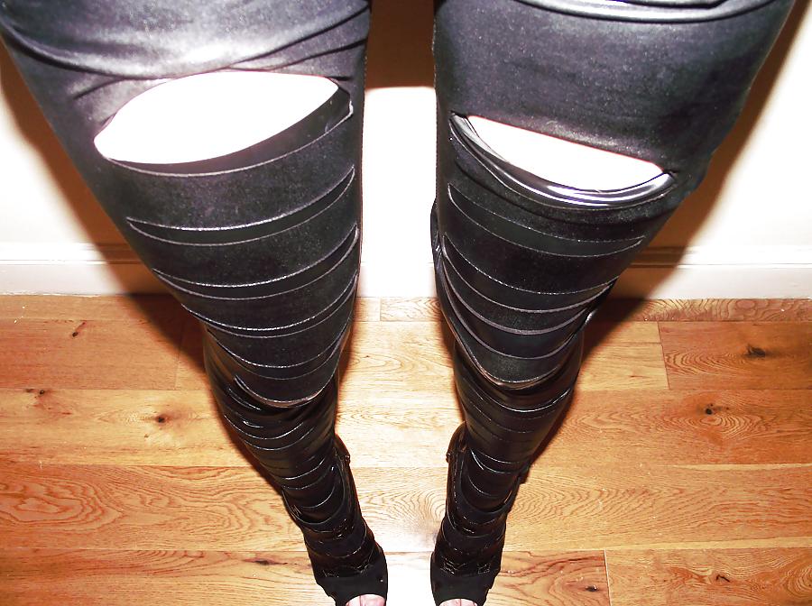 10P Teen Locked In Latex Part 3