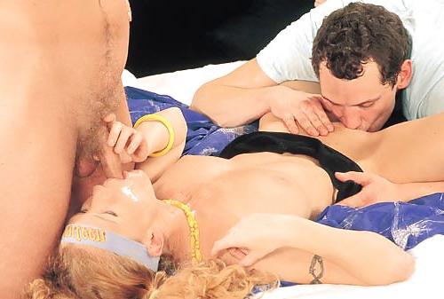 21P Blonde Jessica with two guys