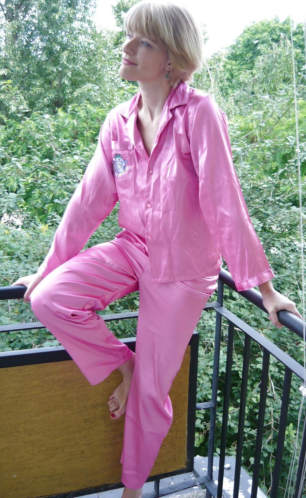 15P Pink Satin Pyjamas