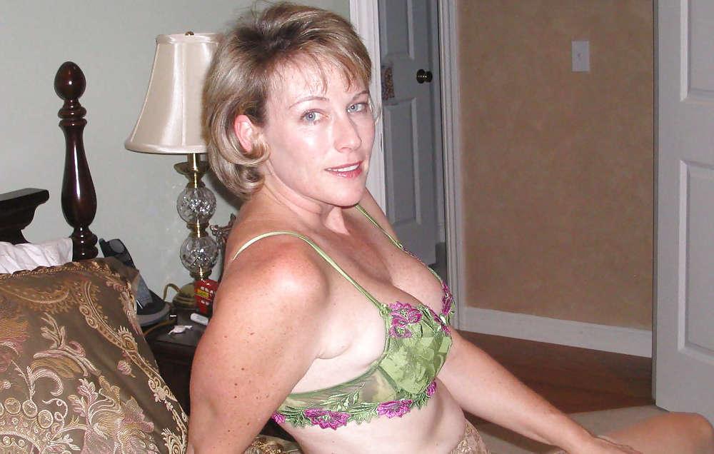 8P MOMS USED IN OUR SWINGERCLUB LAST WEEKEND