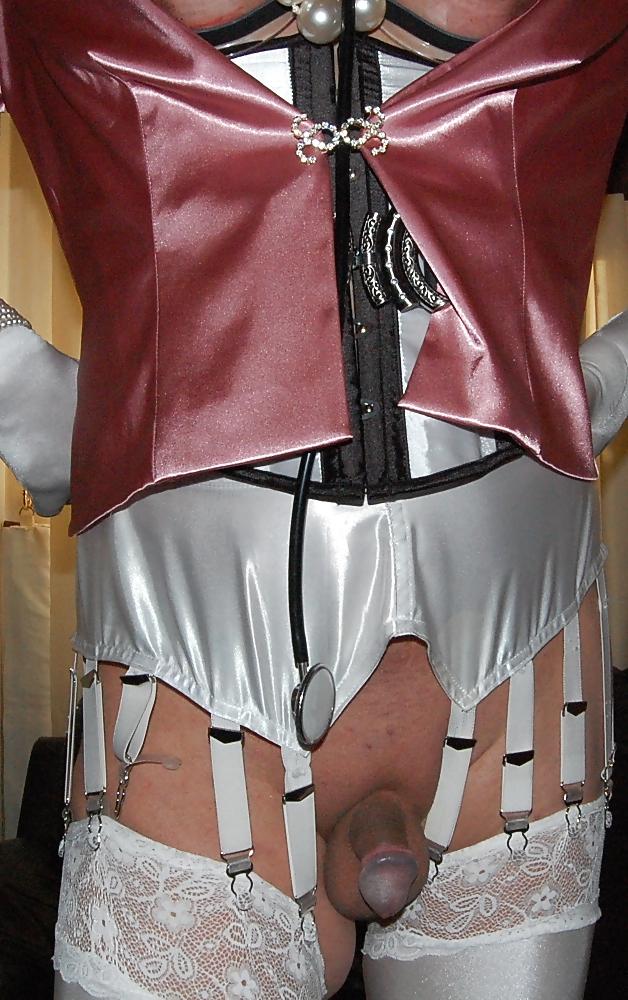 8P Addicted to satin