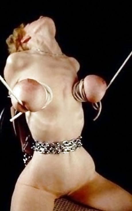 25P Nette Behandlung (BDSM)