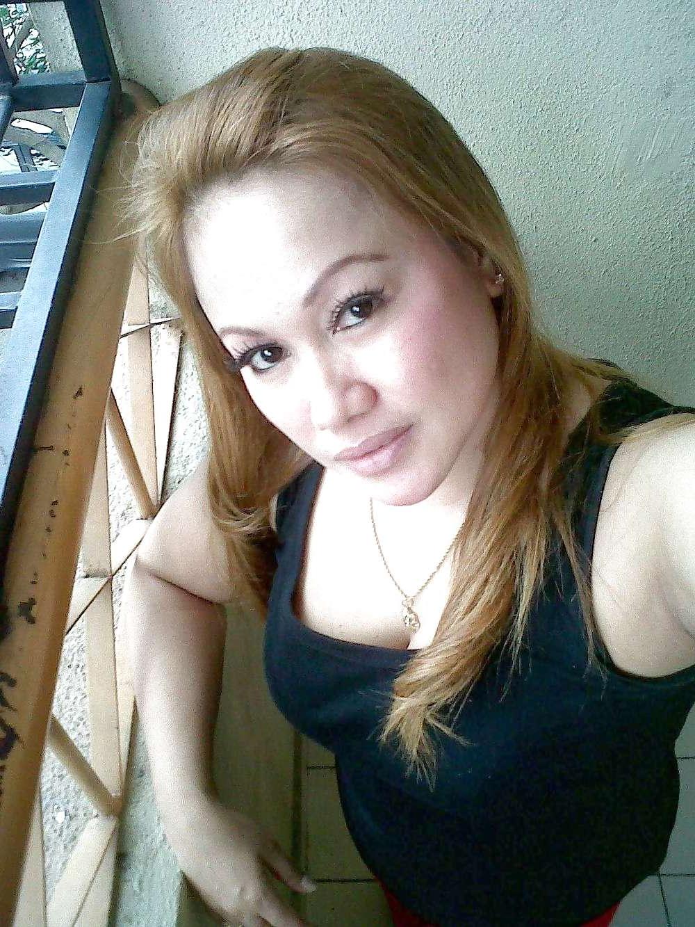 19P MILF Massage Lady