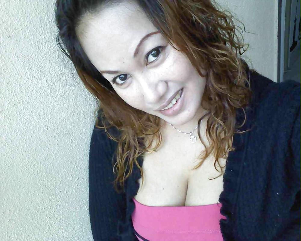 19P MILF Massage Lady