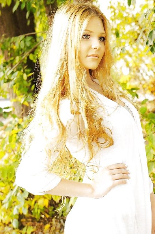 25P Russian girls from social networks7