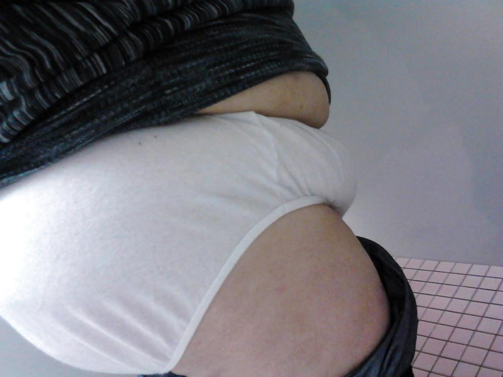 5P Chubby latina being naughty 