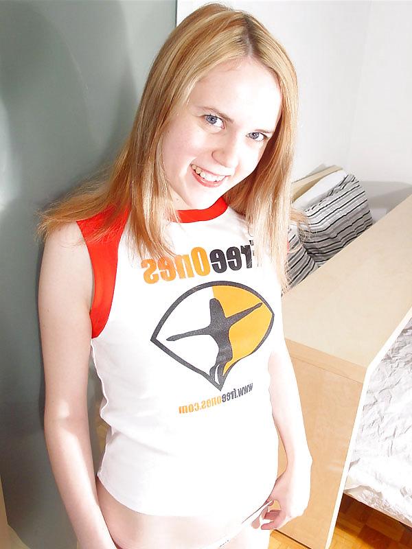 24P T-SHIRT BABE - TIFFANY LEE FISHER