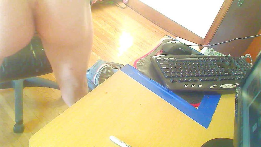 25P Sheboy wearing fishnet socks pt 1