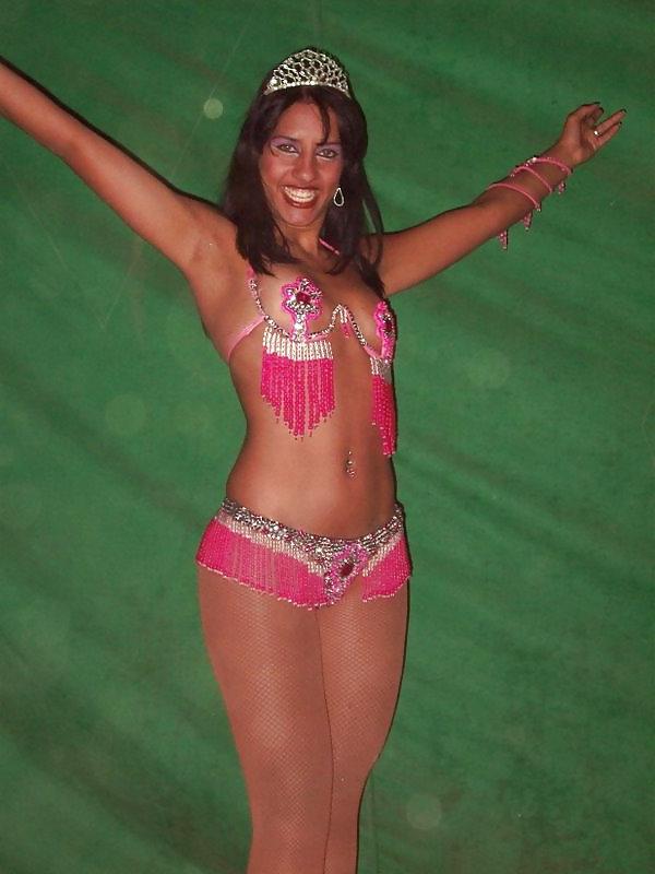 25P Latina Divas