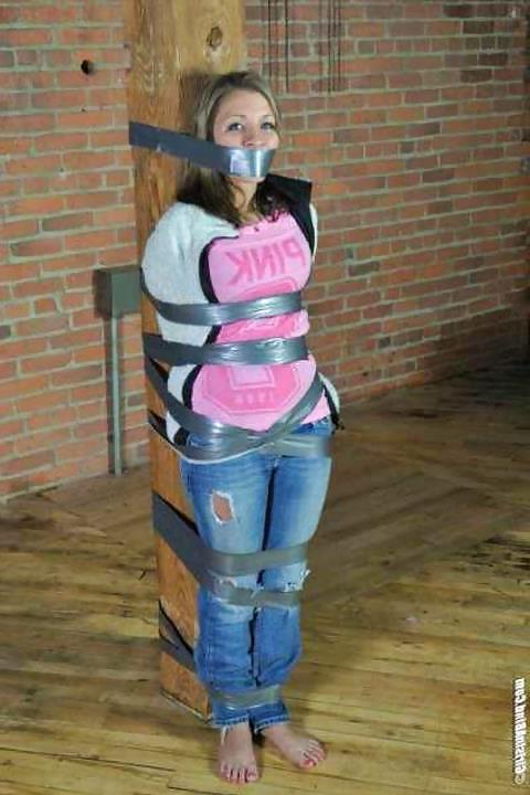 15P XCHICAS BDSM 29