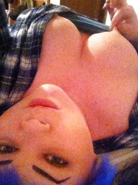 18P Girls of the Internet 1