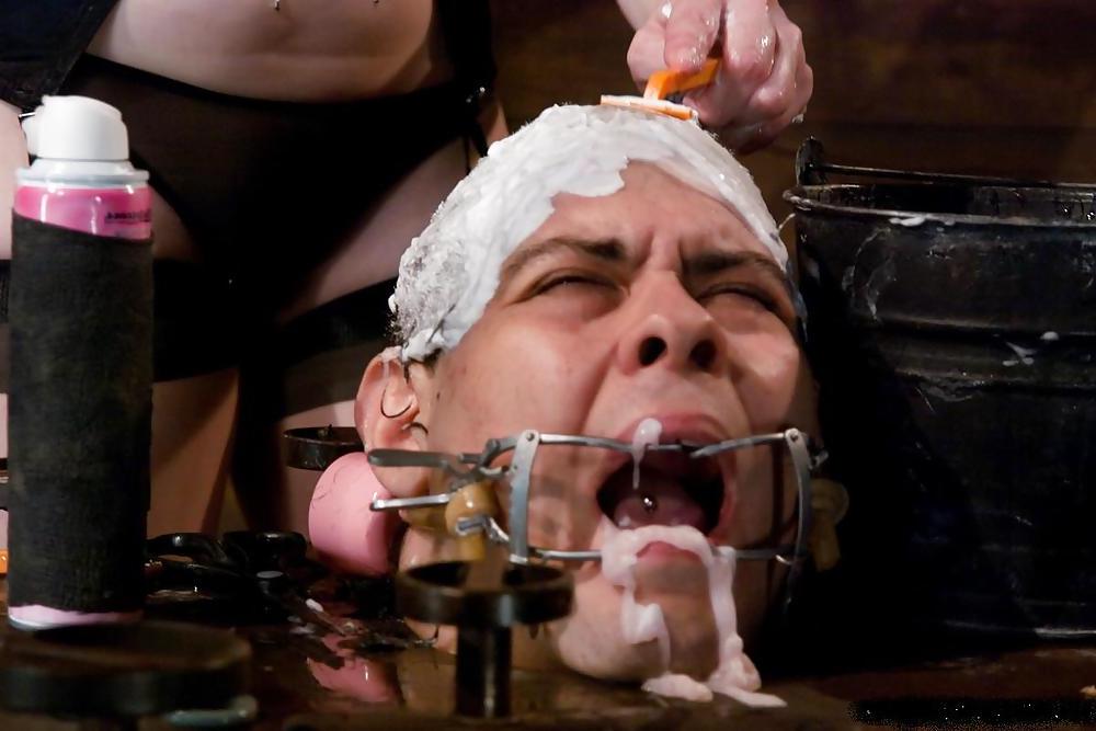 24P BDSM