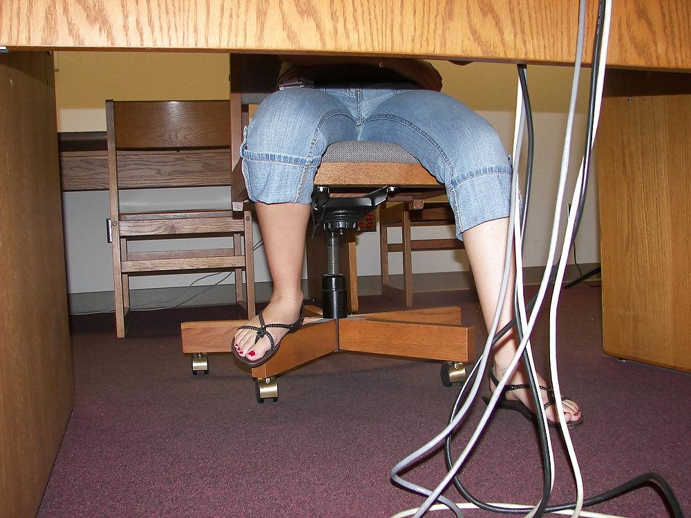 23P Candid Coed Feet 2