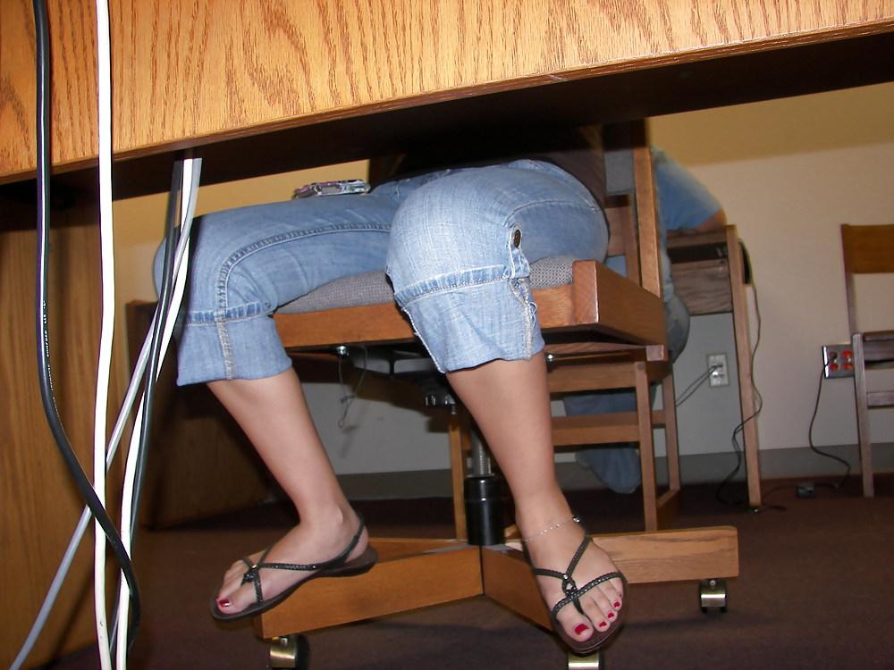 23P Candid Coed Feet 2