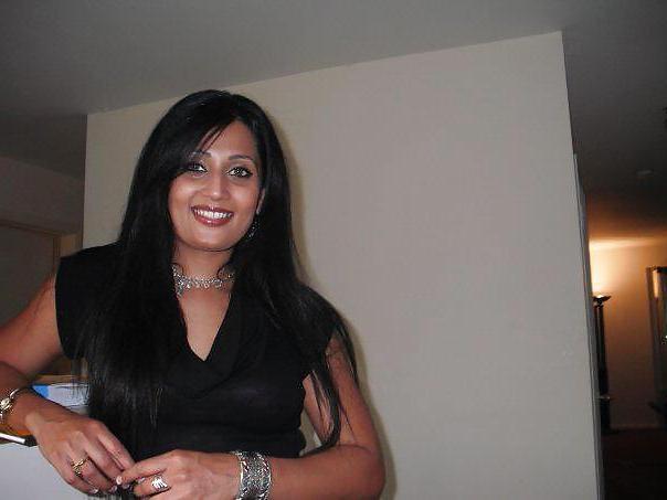 4P Indian milf who like bbc