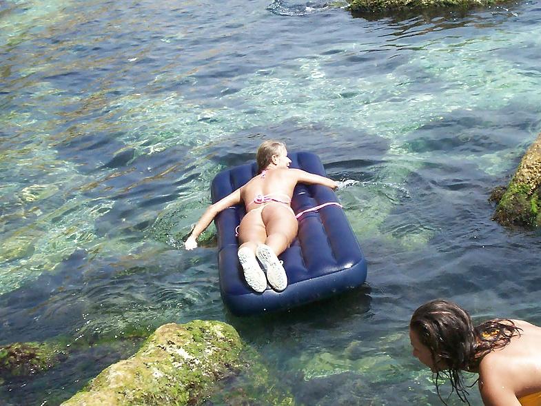 25P Spying at russian girls on beach