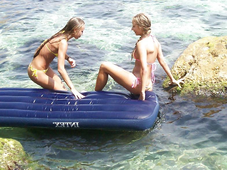 25P Spying at russian girls on beach