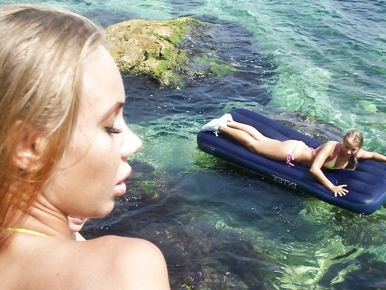 25P Spying at russian girls on beach