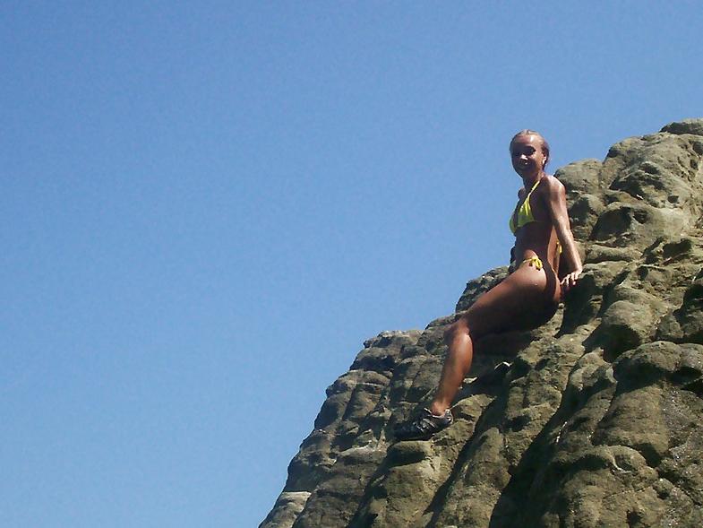 25P Spying at russian girls on beach
