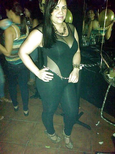 9P Sexy Latina Girls
