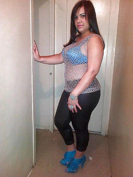 9P Sexy Latina Girls