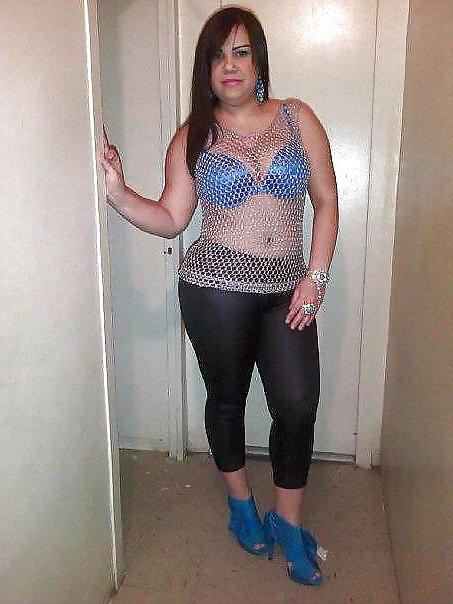 9P Sexy Latina Girls