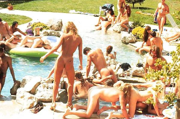 8P Big outdoor orgy