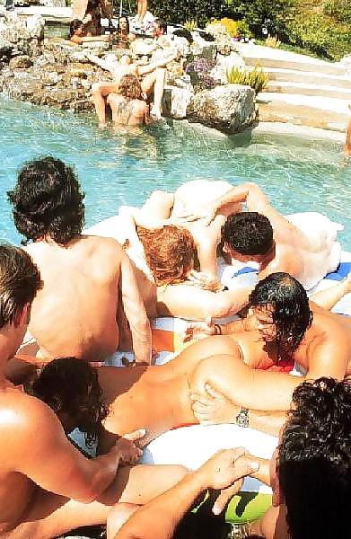 8P Big outdoor orgy