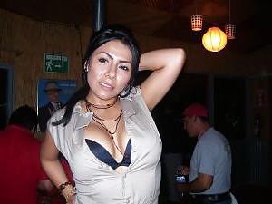 6P Latina milf 