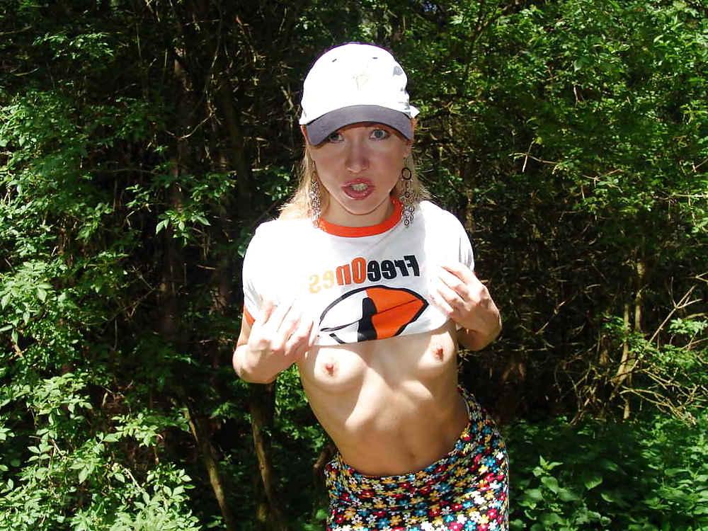 25P T-SHIRT BABE - VANESSA G.