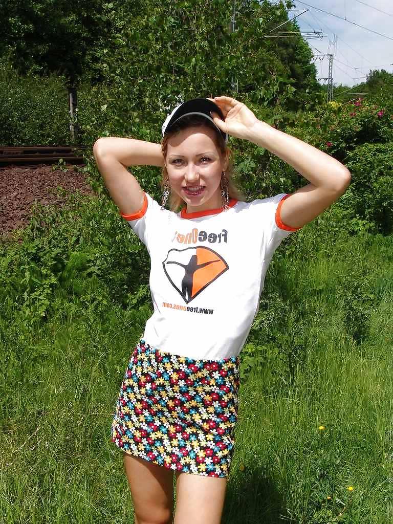 25P T-SHIRT BABE - VANESSA G.