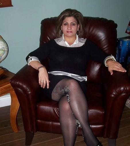 25P Arab Girls and Wifes in Nylon