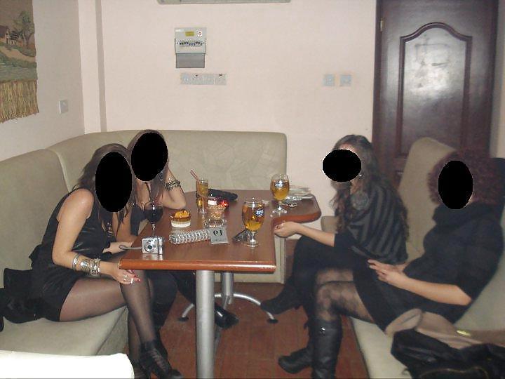 25P Arab Girls and Wifes in Nylon