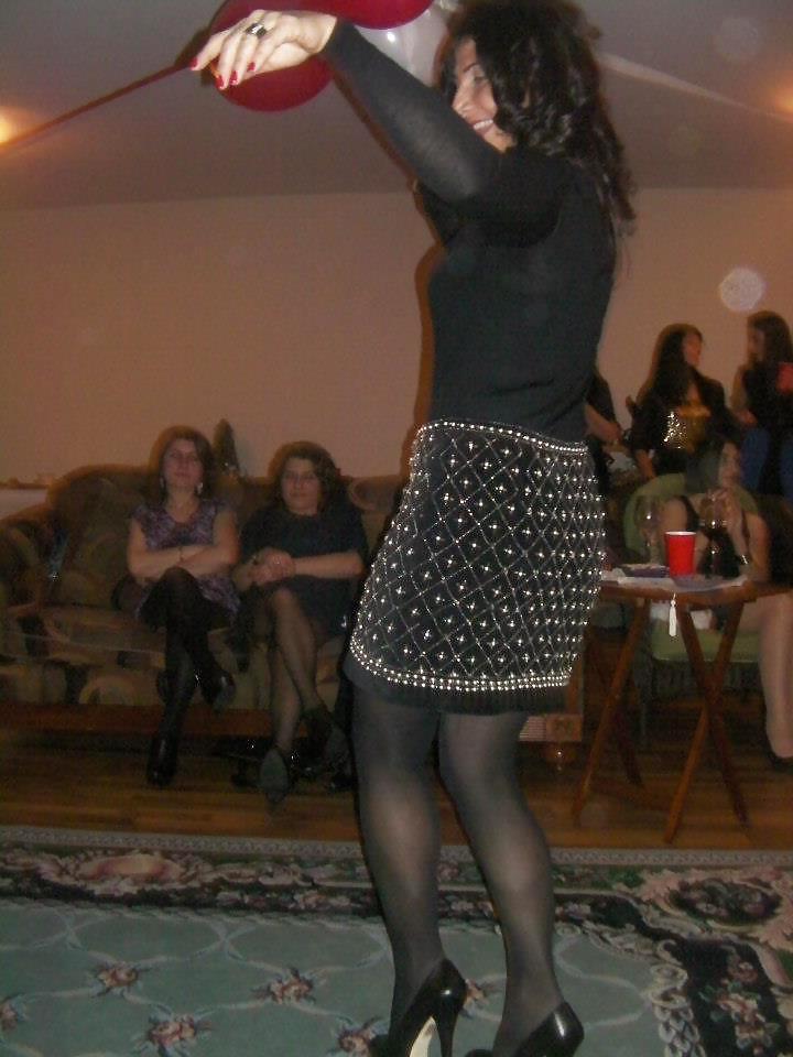 25P Arab Girls and Wifes in Nylon