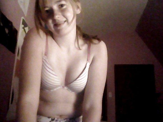 21P Sexy Teen's photo