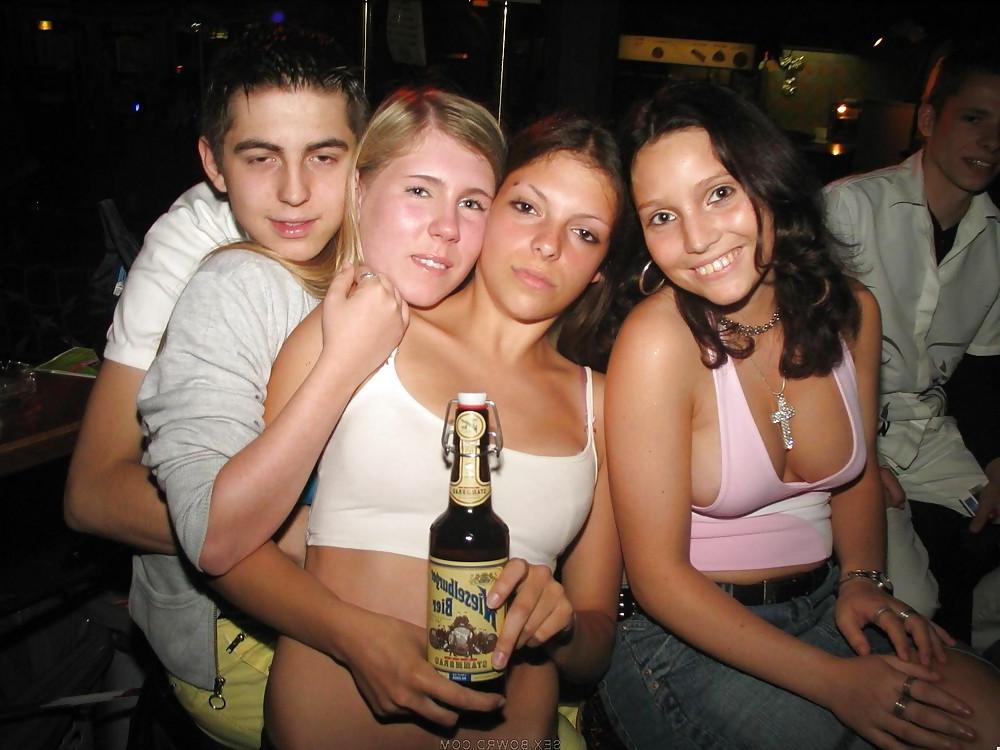 25P ITS PARTY TIME 