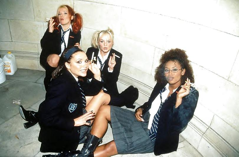 16P Wanking Favourites: fuckable smokers 56