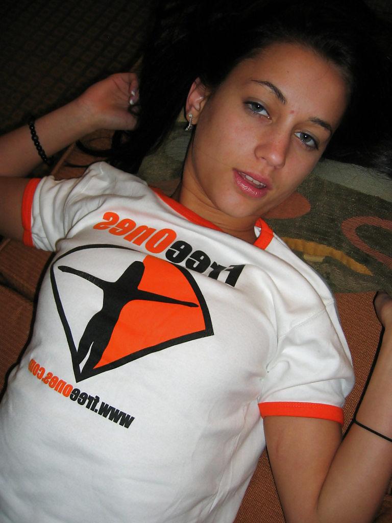 25P T-SHIRT BABE - GEORGIA JONES