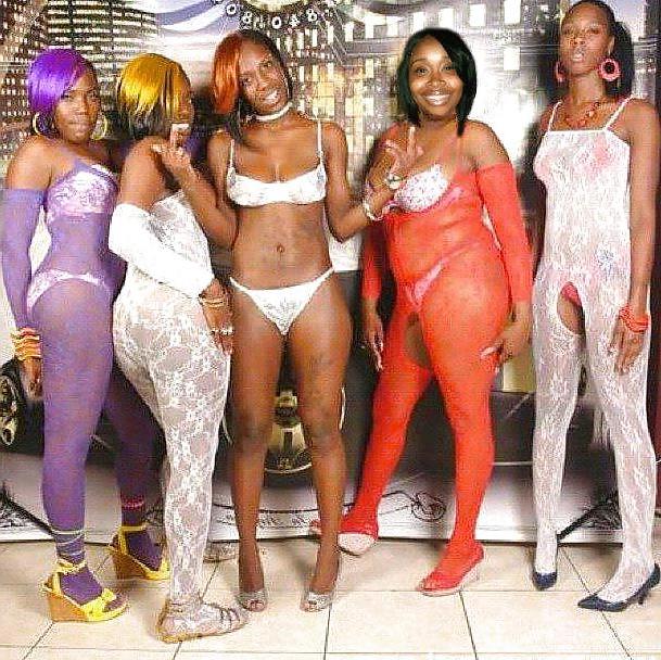 25P Club Dancers